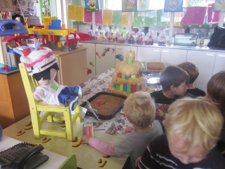 Wij vieren de verjaardag van Anna, 3 jaar!